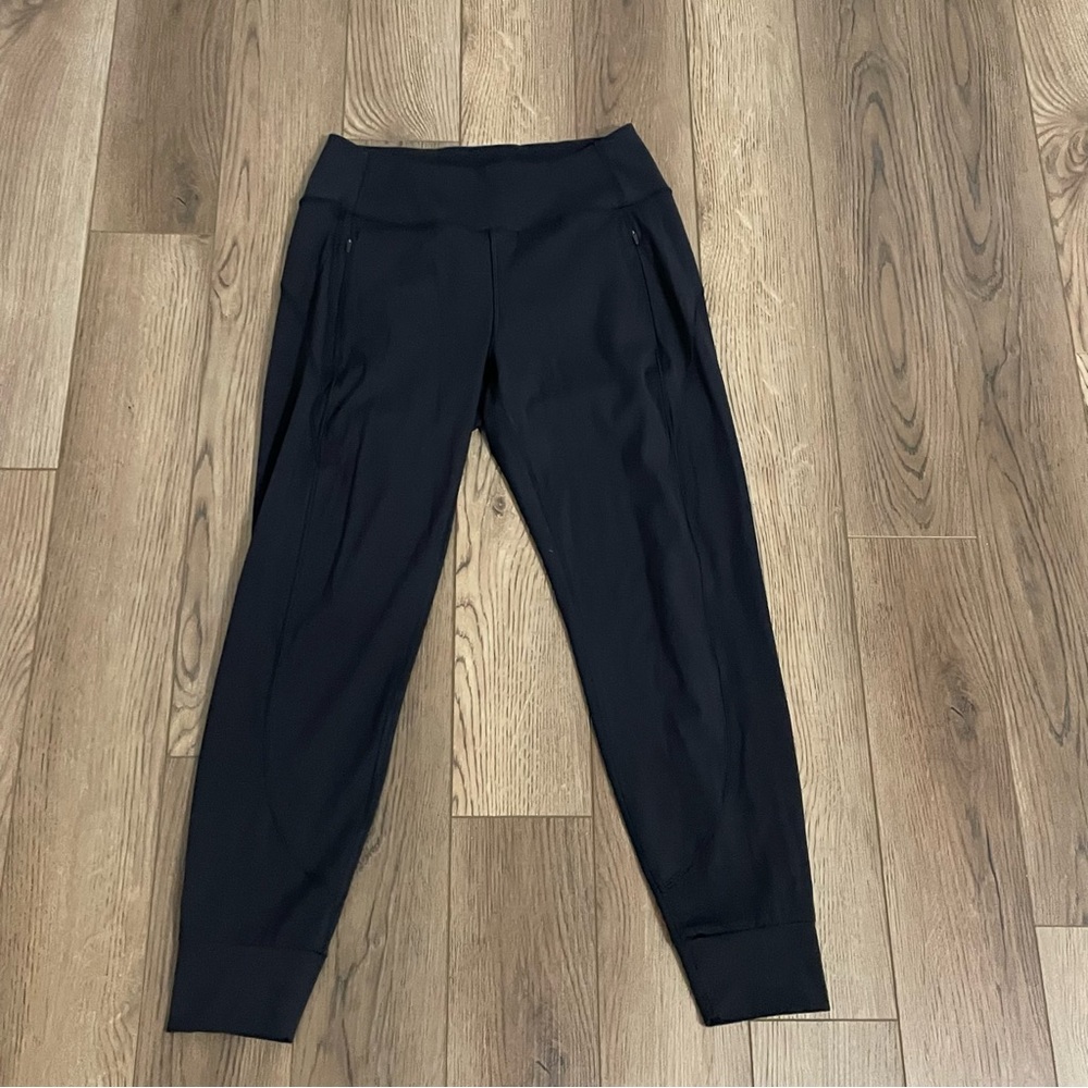 Athleta Distant Jogger Pants Black